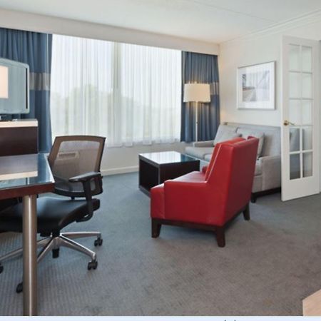 Holiday Inn Weirton-Steubenville Area Εξωτερικό φωτογραφία
