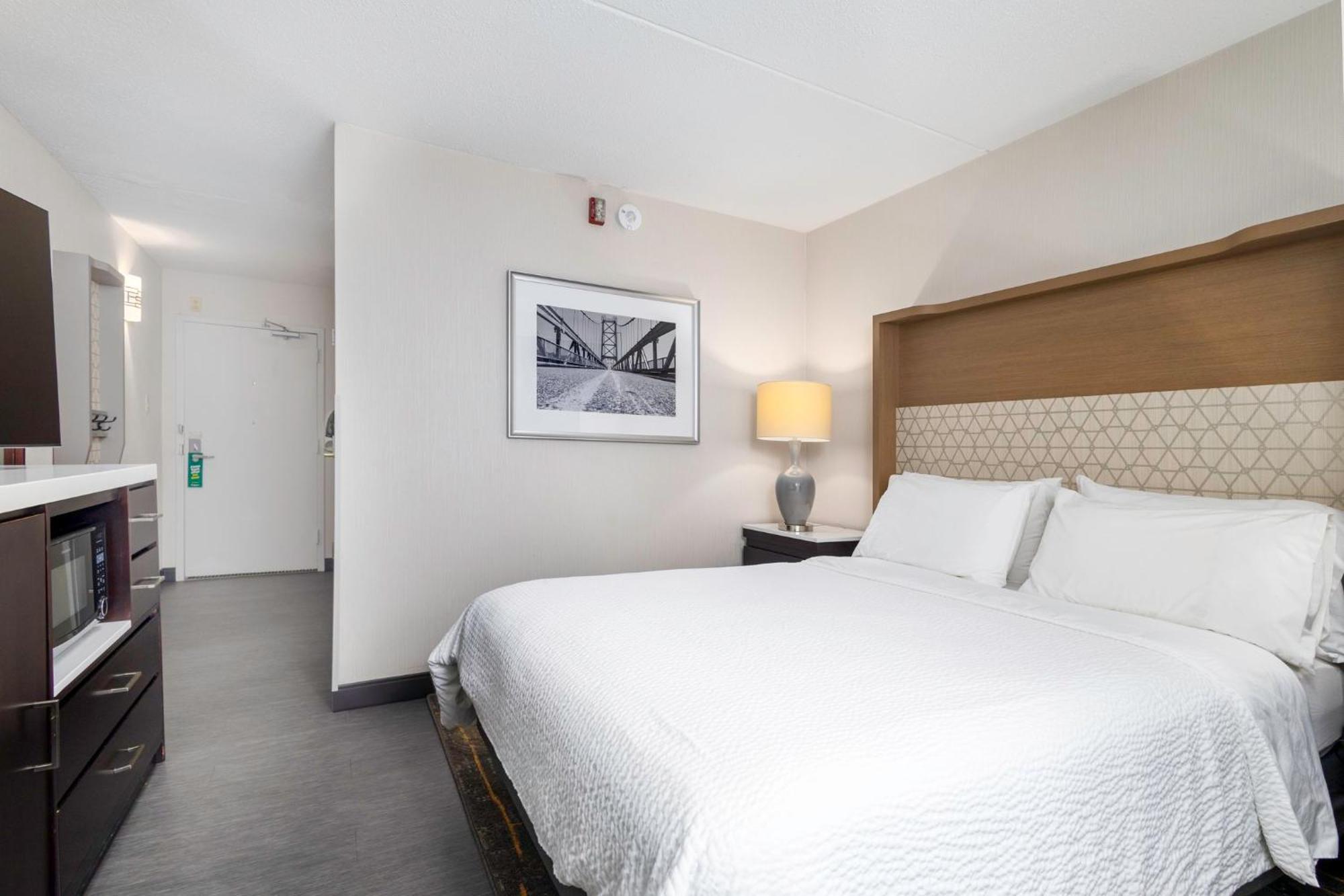 Holiday Inn Weirton-Steubenville Area Εξωτερικό φωτογραφία