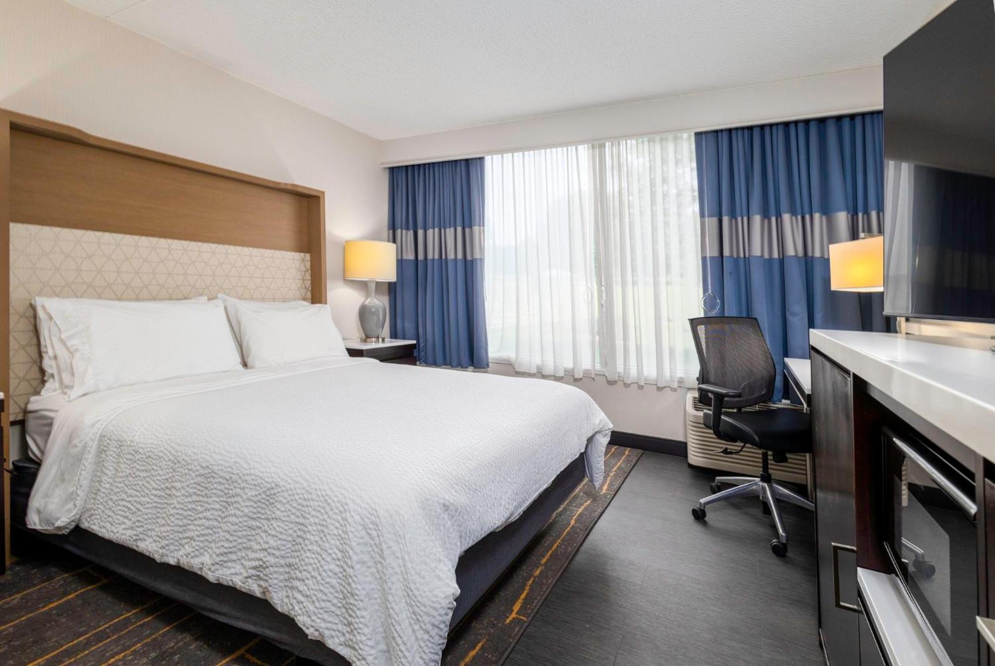 Holiday Inn Weirton-Steubenville Area Εξωτερικό φωτογραφία
